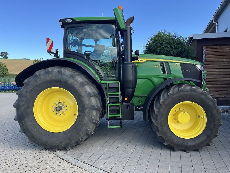 John Deere 6R250