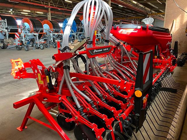 Kverneland F-drill Kouterbalk