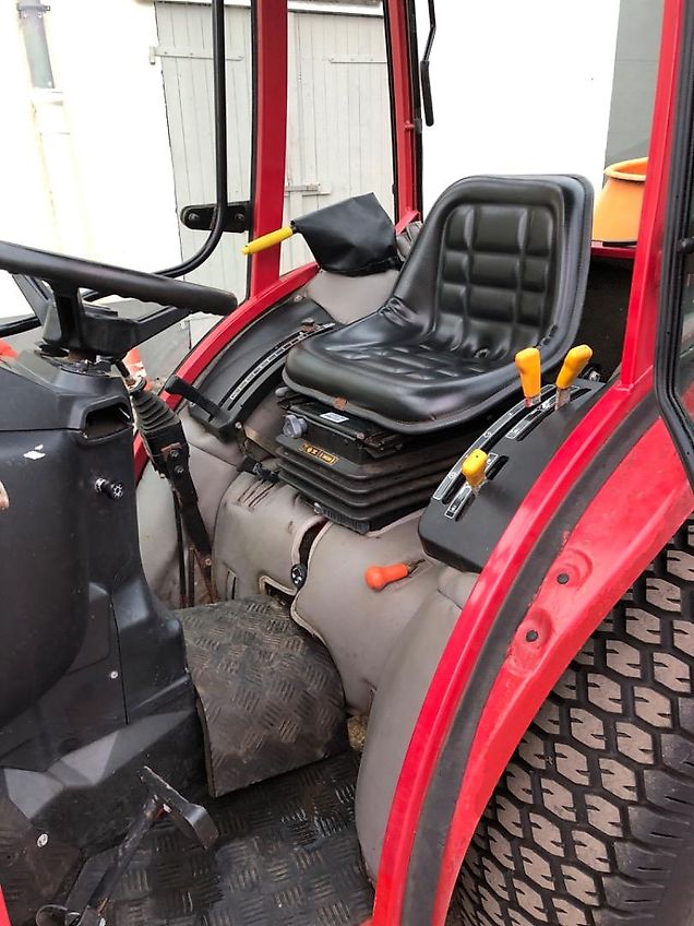 Shibaura Shibaura ST 333 Kompaktschlepper + Winterdienst Zubehör * 33 PS