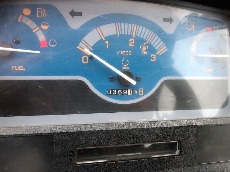 Shibaura Shibaura ST 333 Kompaktschlepper + Winterdienst Zubehör * 33 PS