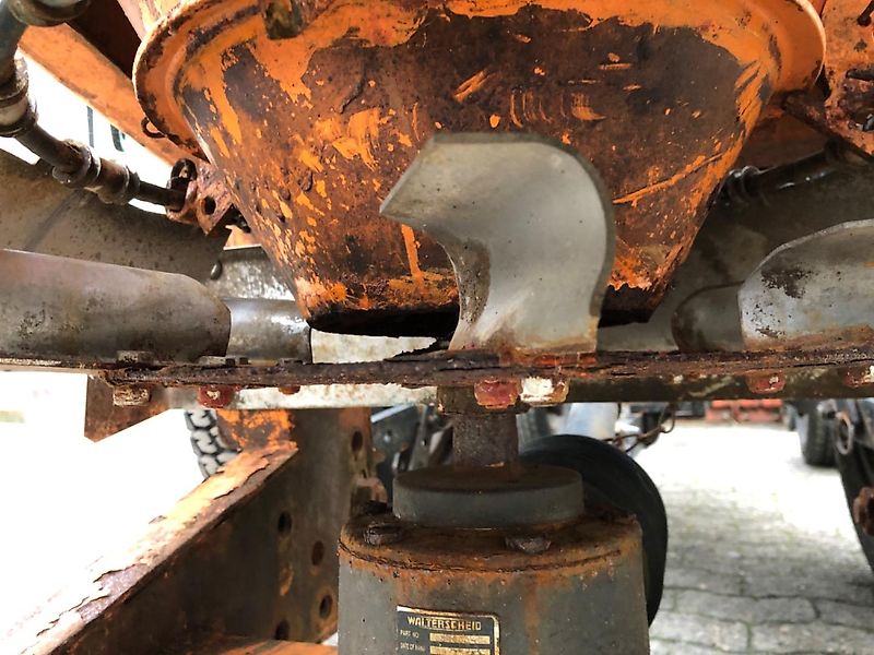 Shibaura Shibaura ST 333 Kompaktschlepper + Winterdienst Zubehör * 33 PS