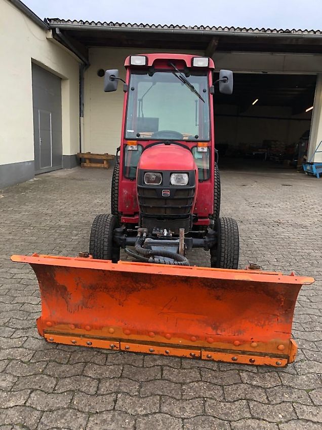 Shibaura Shibaura ST 333 Kompaktschlepper + Winterdienst Zubehör * 33 PS