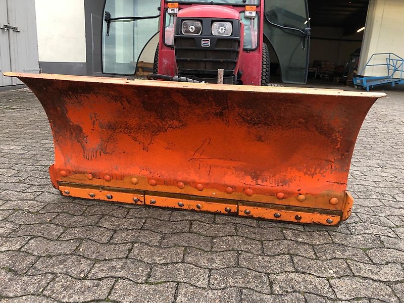 Shibaura Shibaura ST 333 Kompaktschlepper + Winterdienst Zubehör * 33 PS