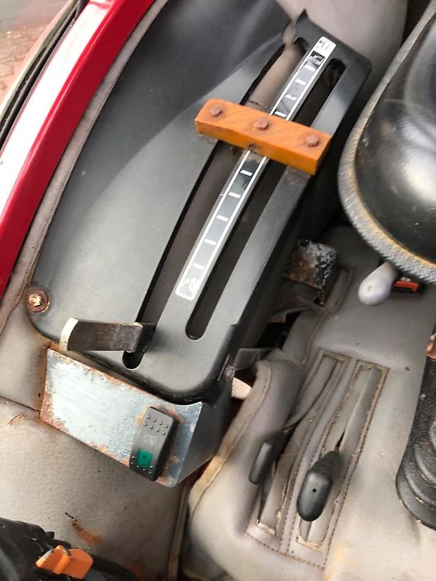 Shibaura Shibaura ST 330 HST Komunalschlepper Winterdienst Zubehör * 30 PS