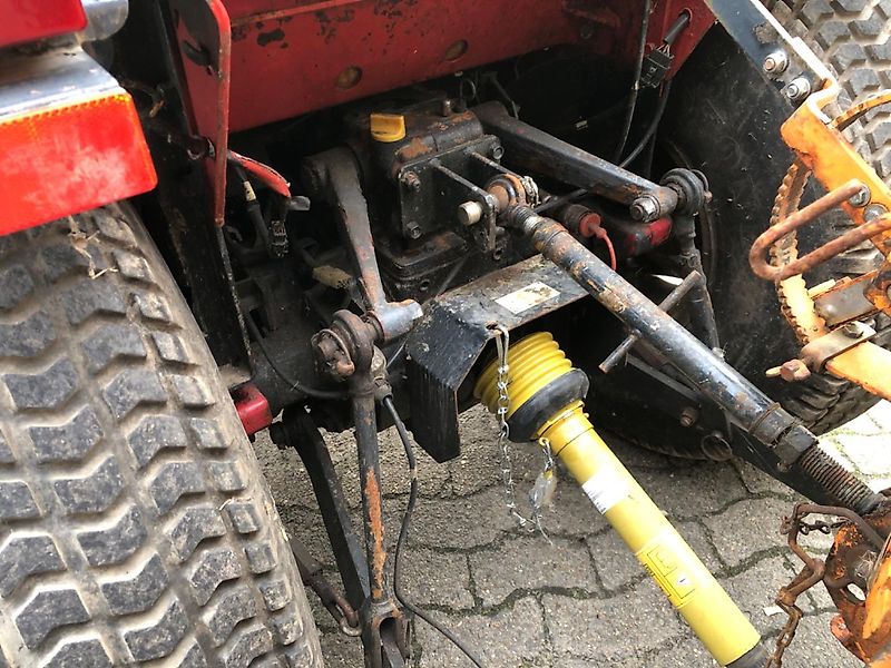 Shibaura Shibaura ST 330 HST Komunalschlepper Winterdienst Zubehör * 30 PS