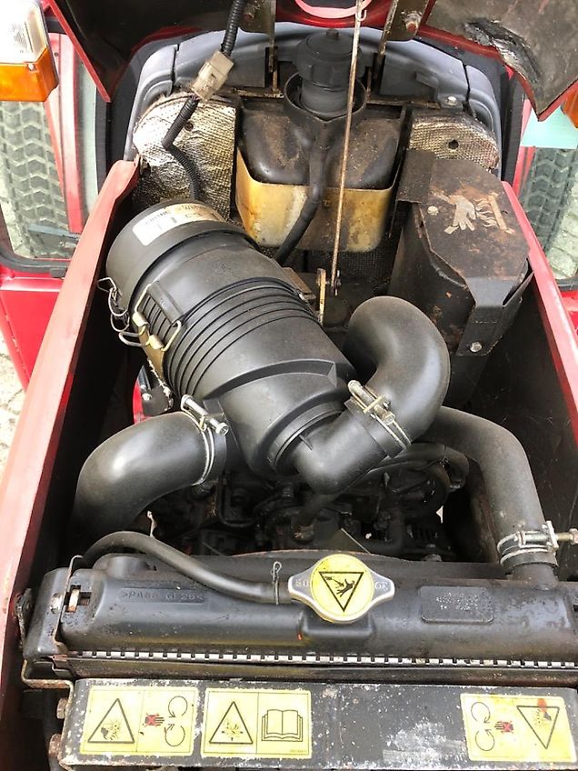 Shibaura Shibaura ST 330 HST Komunalschlepper Winterdienst Zubehör * 30 PS