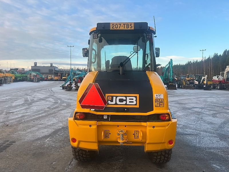 JCB 409 / Stage V, Takuu 12kk