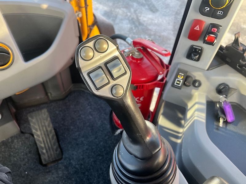 JCB 409 / Stage V, Takuu 12kk