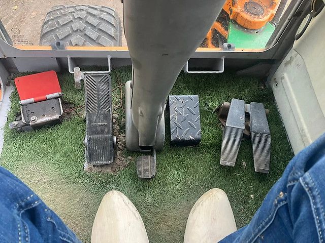 Neuson 6503 Graafmachine Bandenkraan