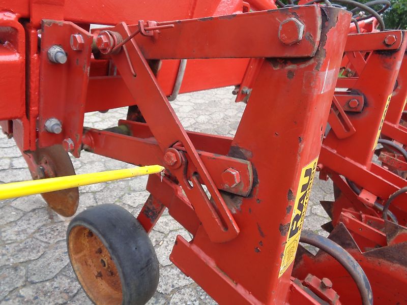 Rau Rau Polycrop hackgerät 8 Reihig Hydr Klappbar mit Hohlscheiben bis 75cm Reihenabstand 6m 4Reihig 6Reihig 8 Reihig