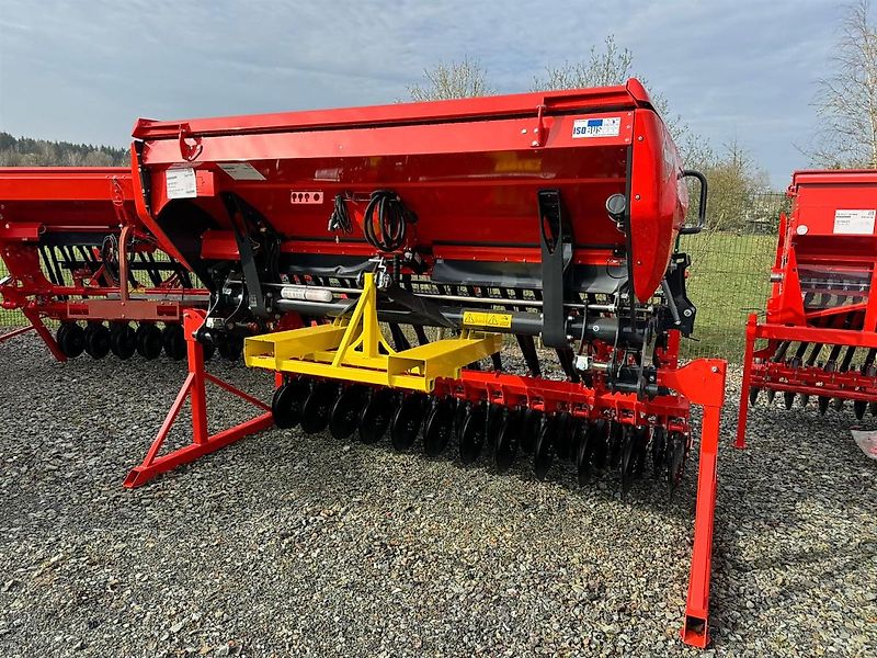 Kuhn Sitera 3030-24 E