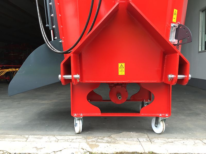 Minos Agri Futtermischwagen T-DYKM 1,5