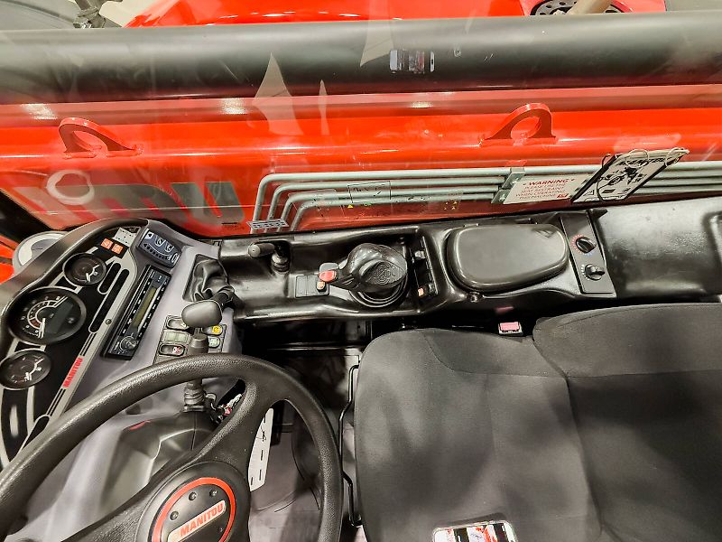 Manitou MT 933 telehandler, 9,1 m lifting hight 3,3 ton capacity, JSM Joystick, Deutz motor