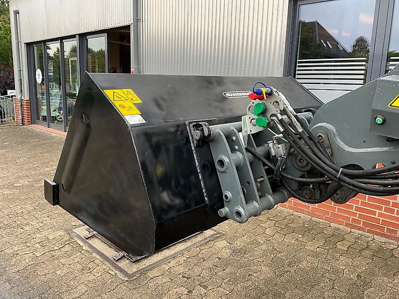 Düvelsdorf ERDSCHAUFEL 1800 EURO Aufnahme