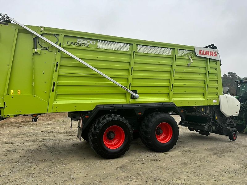 Claas Cargos 8500