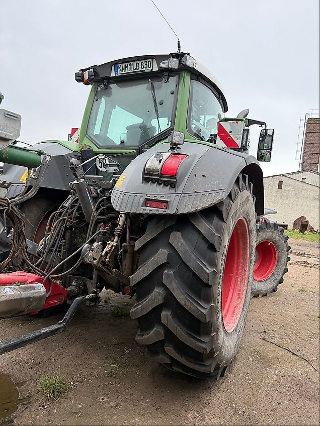 Fendt 828 Vario S4 ProfiPlus