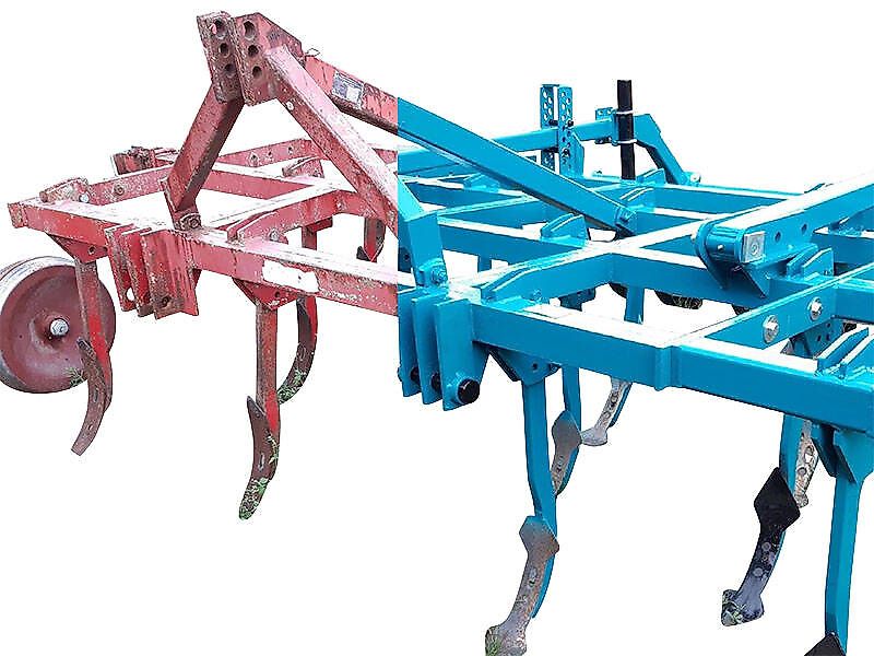 BM Maschinenbau Grubberumbau Generalüberholung, Nachrüstung mit Walze u./o. Zustreicher, Lackierung