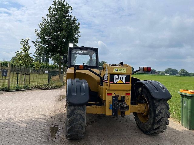 Caterpillar TH220B