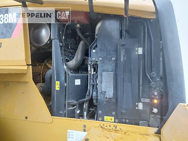 Caterpillar 938M