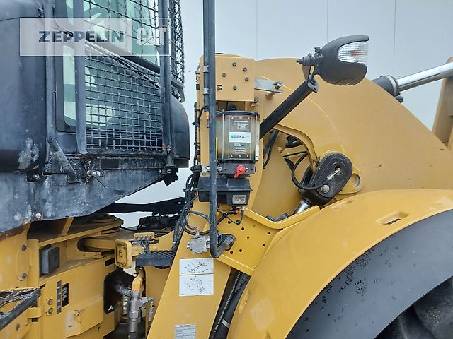 Caterpillar 938M