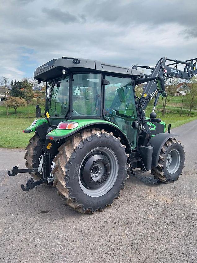 Deutz Fahr 5080 D Keyline mit Frontlader