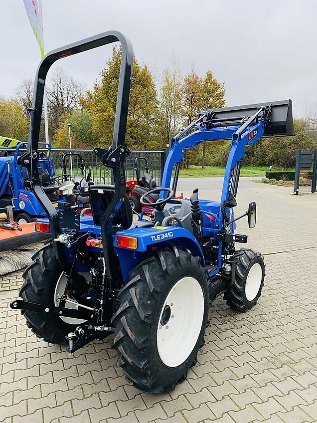 Iseki TLE 3410 AHL, Frontlader mit Parallelführung inkl.Schaufel.