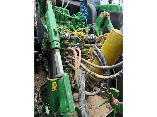 John Deere 6R250