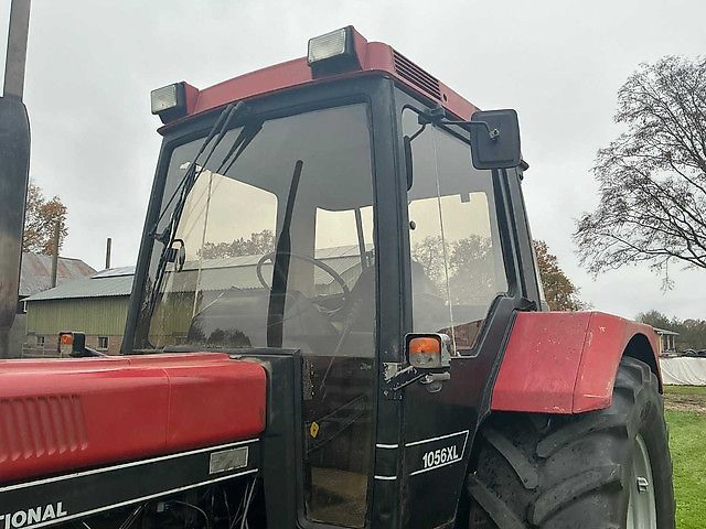 Case international 1056XL