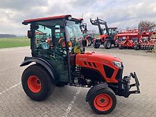 Kubota LX 351 NEUMASCHINE MIT KOMMUNALBEREIFUNG