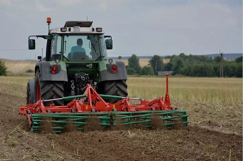 AGRO-MASZ APS 60 H Grubber / Anbaustoppelaggregat