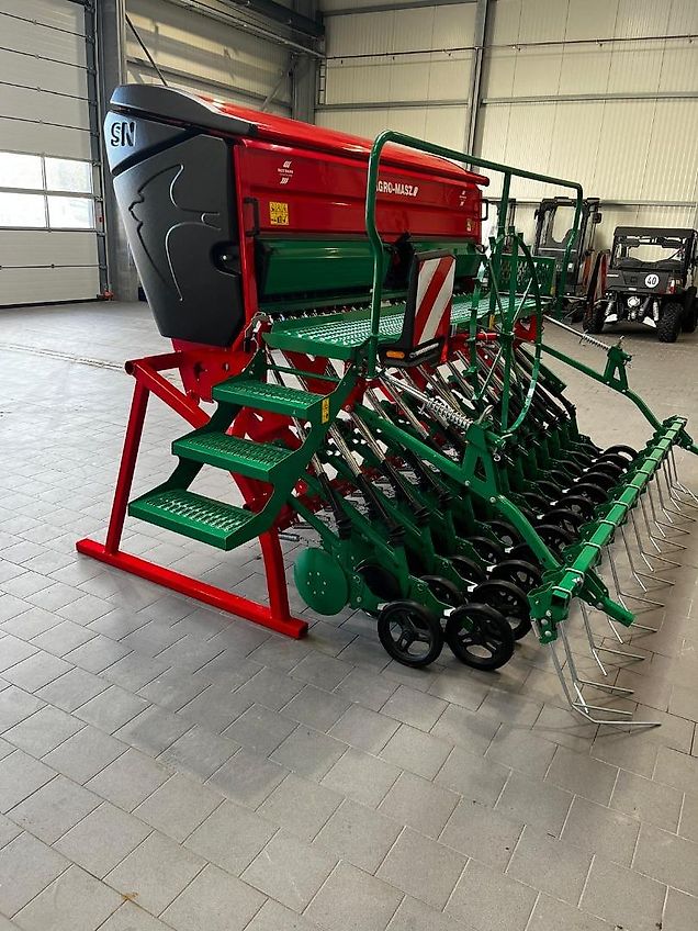 AGRO-MASZ SN301
