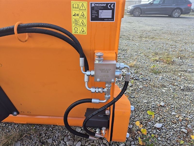 PADAGAS SP 1500 Selbstladestreuer Radlader Schmi