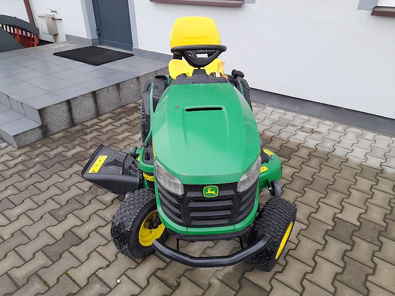 John Deere X167