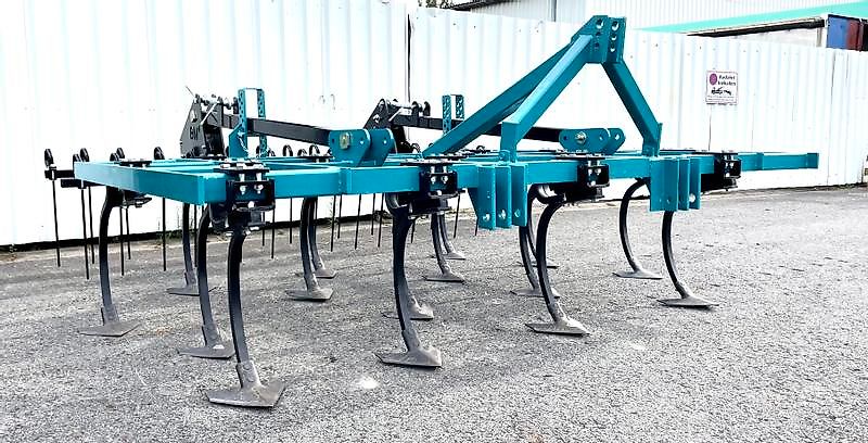 BM Maschinenbau Flach Grubber mit Striegel für besonders schonende Bodenbearbeitung Bio/ Öko