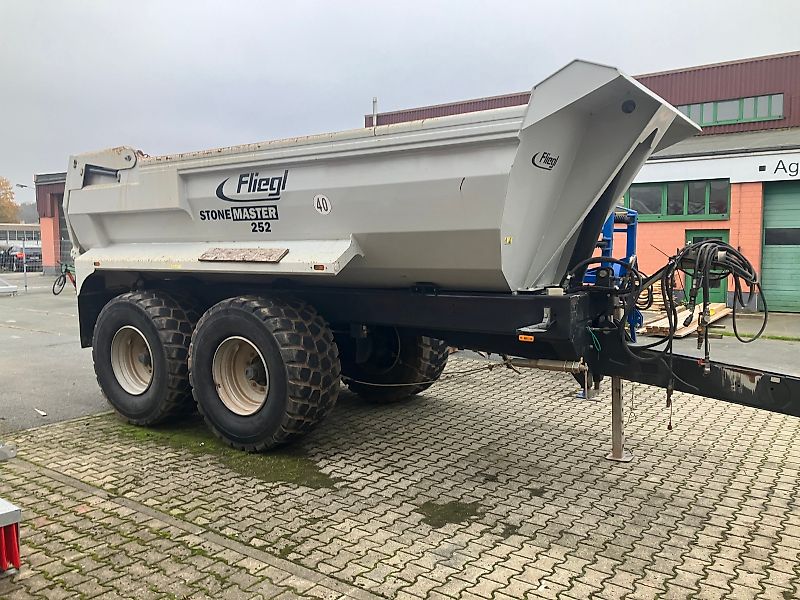 Fliegl Stone Master 252 Muldenkipper