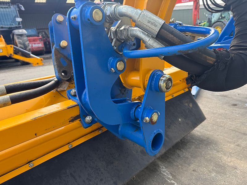 Bomford Hawk Evo 6.5 Hedge Cutter