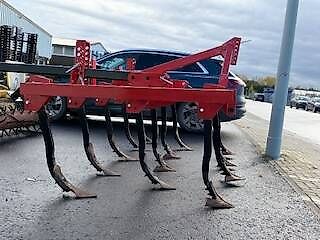 BM Maschinenbau Grubber 3m, 3-Balkig, gebr. Stachelwalze Pöttinger, Gänsefusschare oder Doppelherzschare