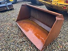 Skovl med Eurobeslag 180 cm. bred 80cm. dyb