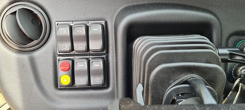 Caron CT 110 M - 5,5t Nutzlast, Wechselpritsche, Kipperaufbau, Hydraulikanlage, Kommunalplatte, Heckhydraulik, Zapfwelle