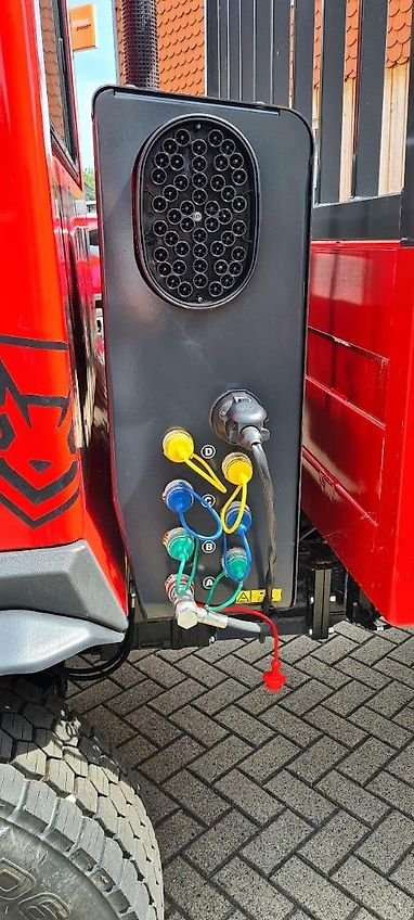 Caron CT 110 M - 5,5t Nutzlast, Wechselpritsche, Kipperaufbau, Hydraulikanlage, Kommunalplatte, Heckhydraulik, Zapfwelle