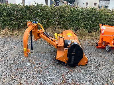 Berti TA220 Seitenmulcher Böschungsmulcher