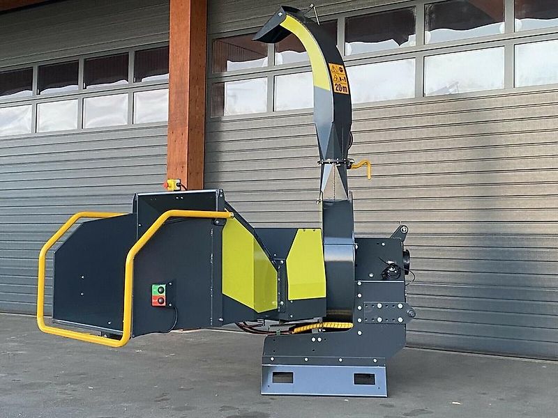 Junkkari Holzschredder Holzhäcksler Holzhacker Buschholzhacker Ha