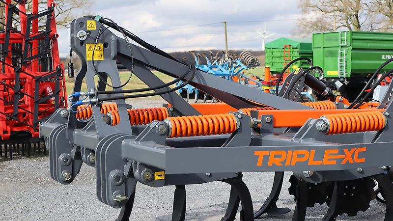 AgroXX TRIPLE-XC 3.0-10 ZINKEN GEFEDERT -- MULCHGRUBBER PREMIUM MIT DACHRINGWALZE--