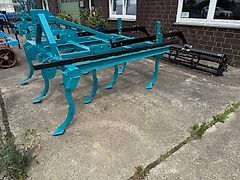 BM Maschinenbau Grubber Generalüberholt, 2m, ideal für Bio Betrieb o. Sonderkulturen, inkl. Walze u. Zustreicher