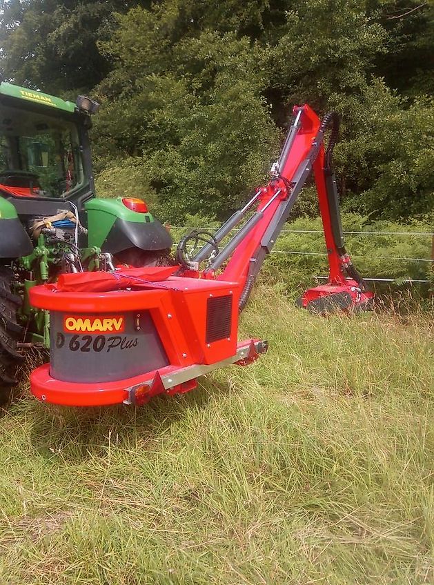 Omarv Böschungsmulcher Auslegemulcher Schlegelmulcher Mulcher