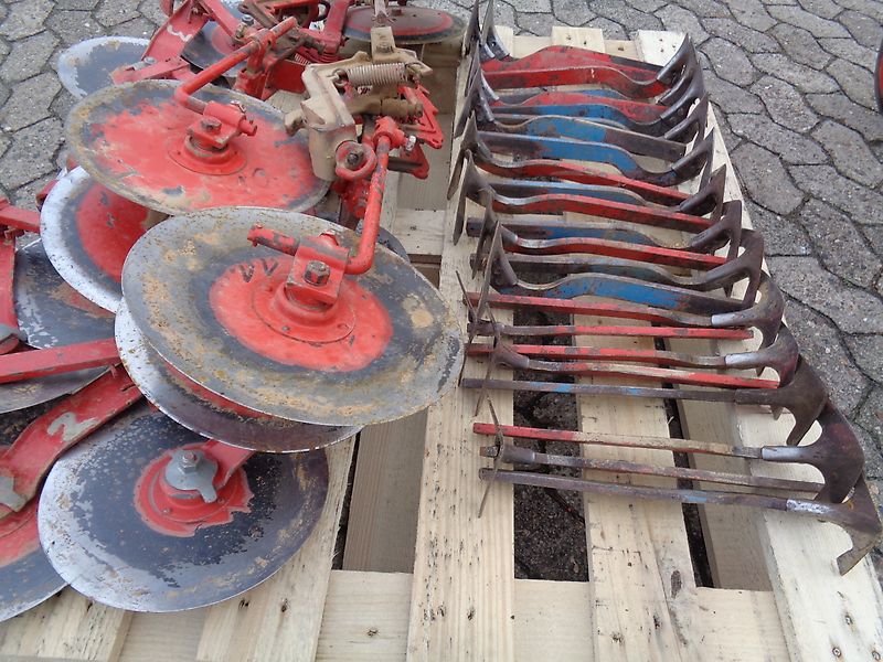 Rau 12 Reihiges Hackgerät hydr.Klappbar Fronthackgerät