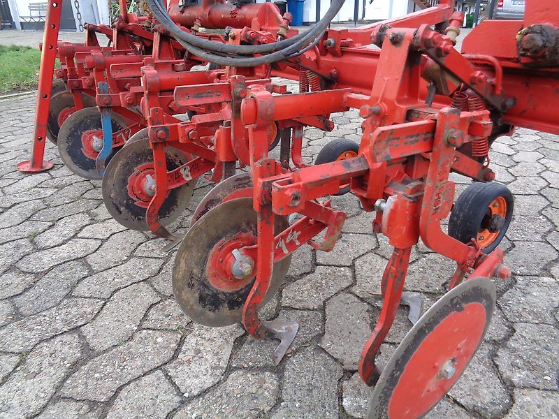 Rau 12 Reihiges Hackgerät hydr.Klappbar Fronthackgerät