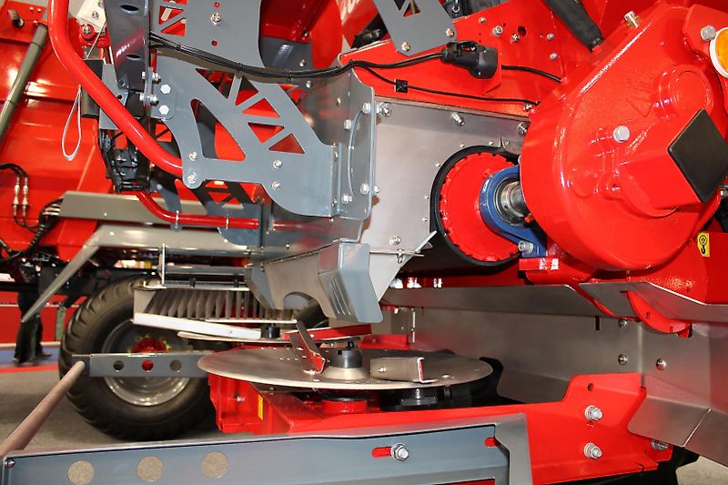 Unia RCW 120 Plus H Kalkstreuer Düngerstreuer 12000 L