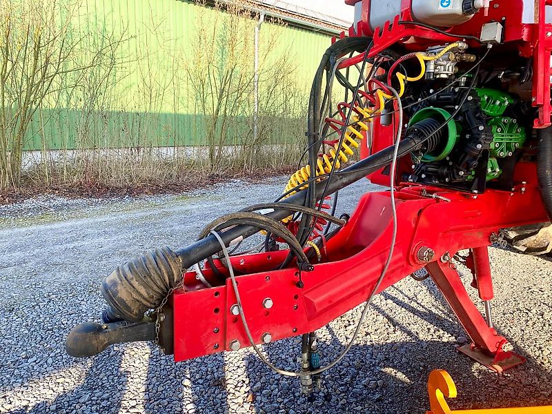 Unia Heron 6030 Anhängespritze 6000 L 30 m Gestänge