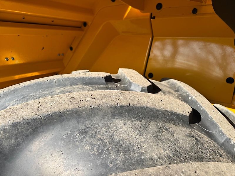 JCB 435s Loading Shovel Stage 5